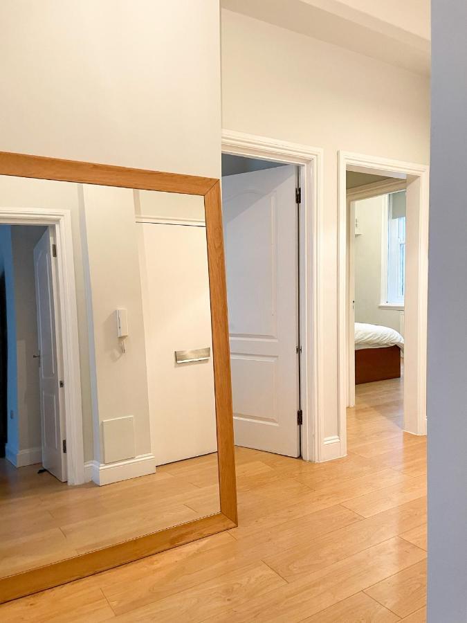 Leicester Square Room London Exterior photo